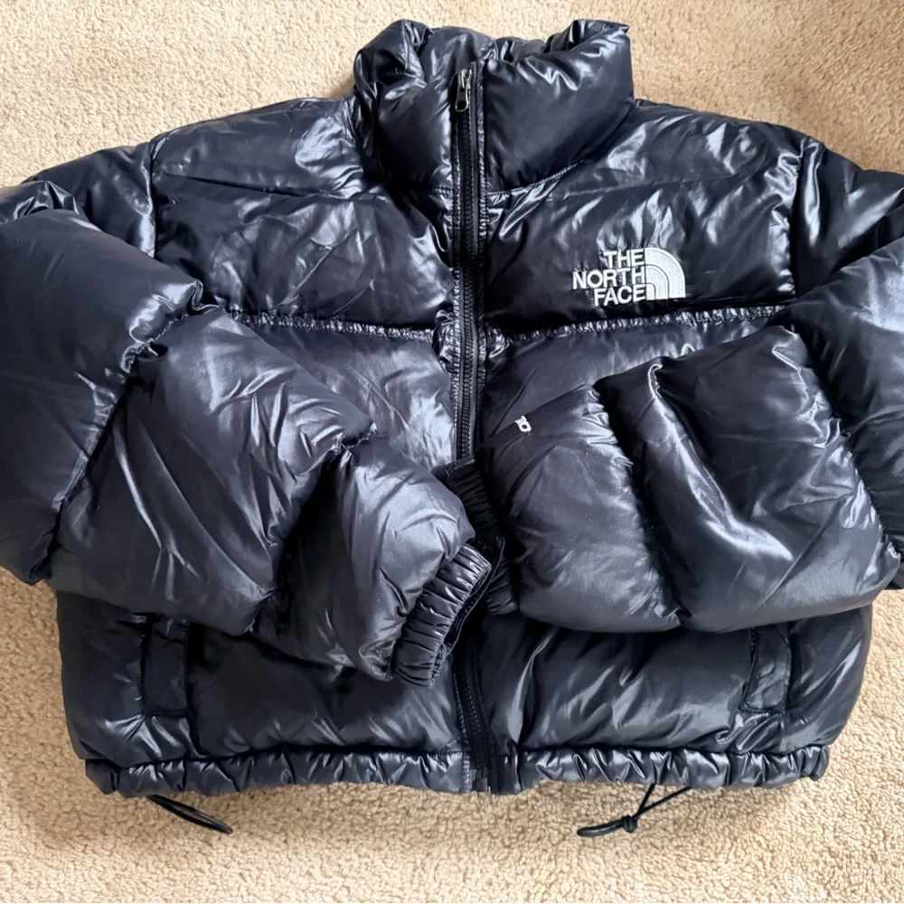 The North Face Ladies Puffer Jacket - Black - Picture 3 of 6